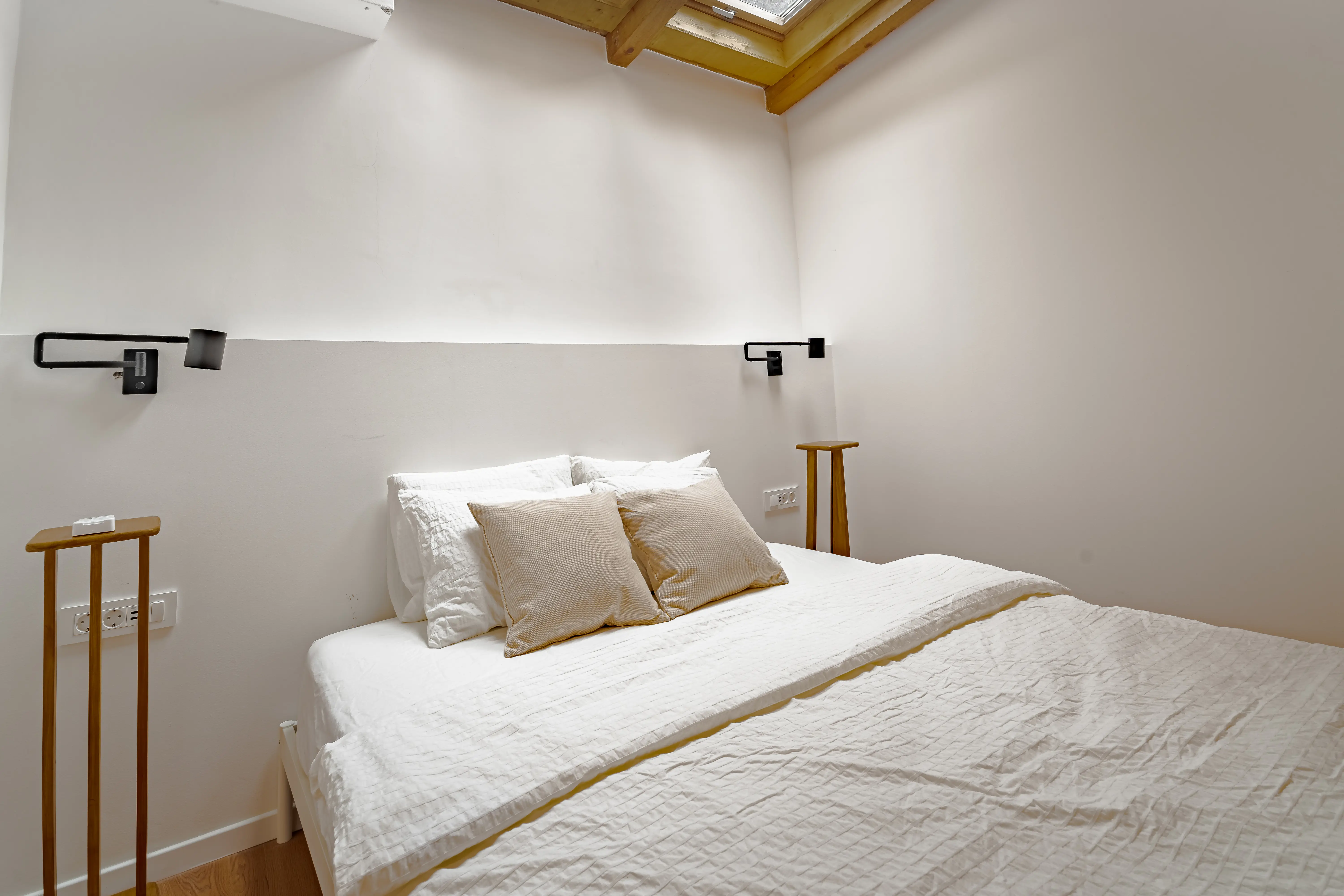 Room Image 5